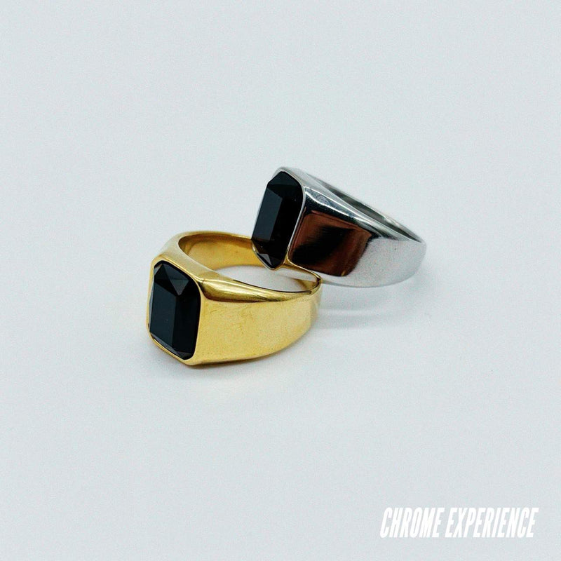 GOLD BLACK RING