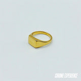 gold signet ring